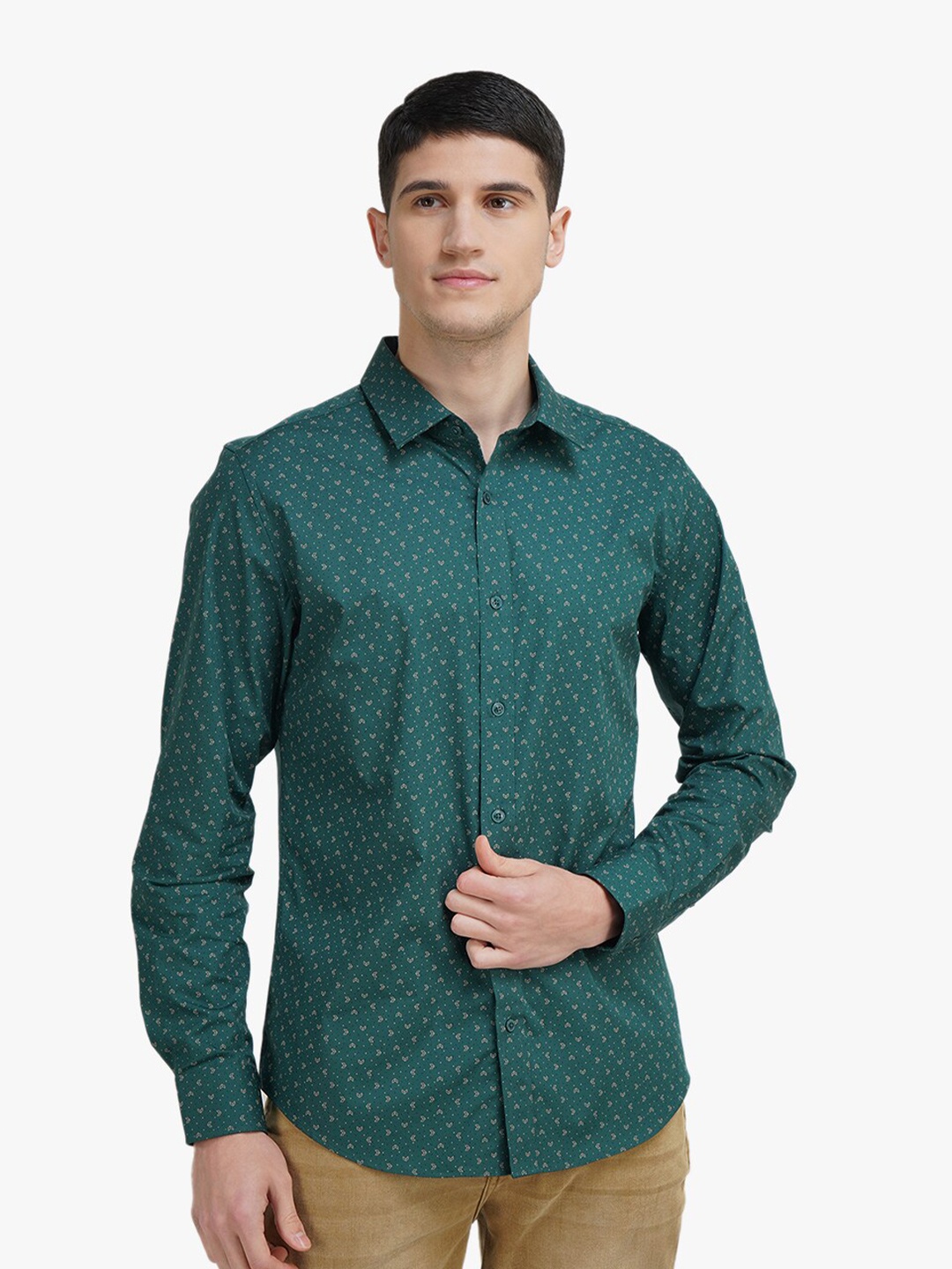 

United Colors of Benetton Men Green Slim Fit Printed Casual Shirt