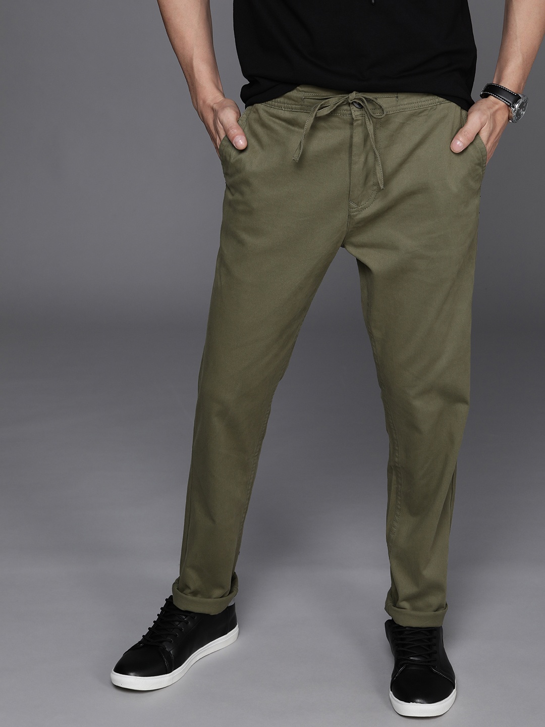 

WROGN Men Olive Green Slim Fit Chino Trousers