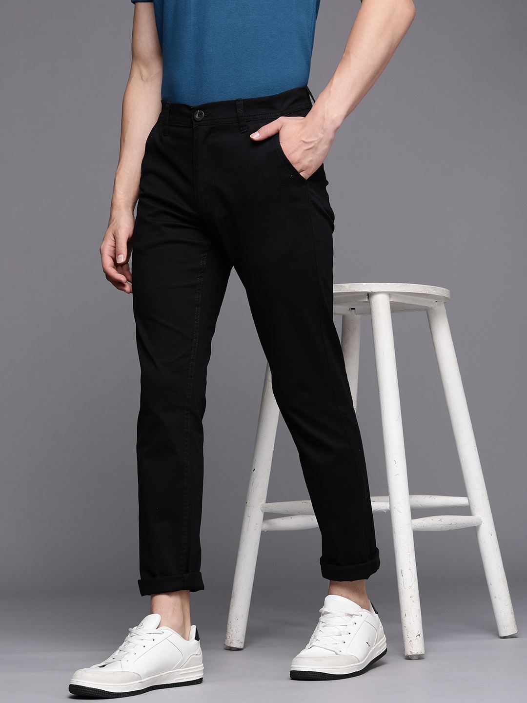 

WROGN Men Black Slim Fit Trousers