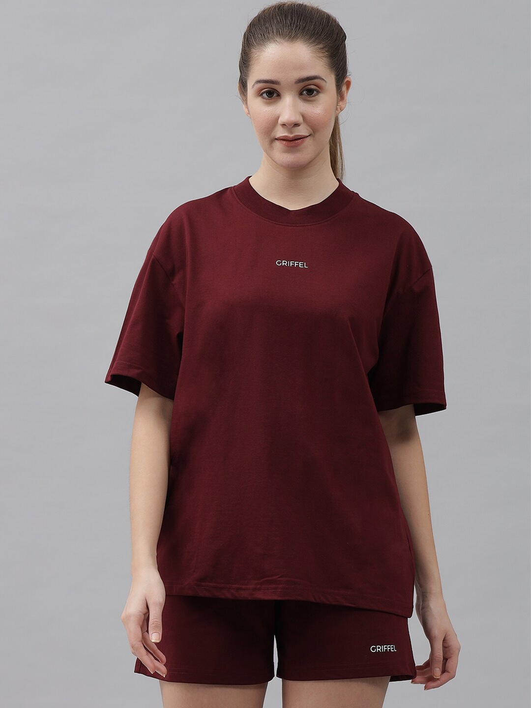 

GRIFFEL Women Maroon Cotton T-shirt with Shorts Set