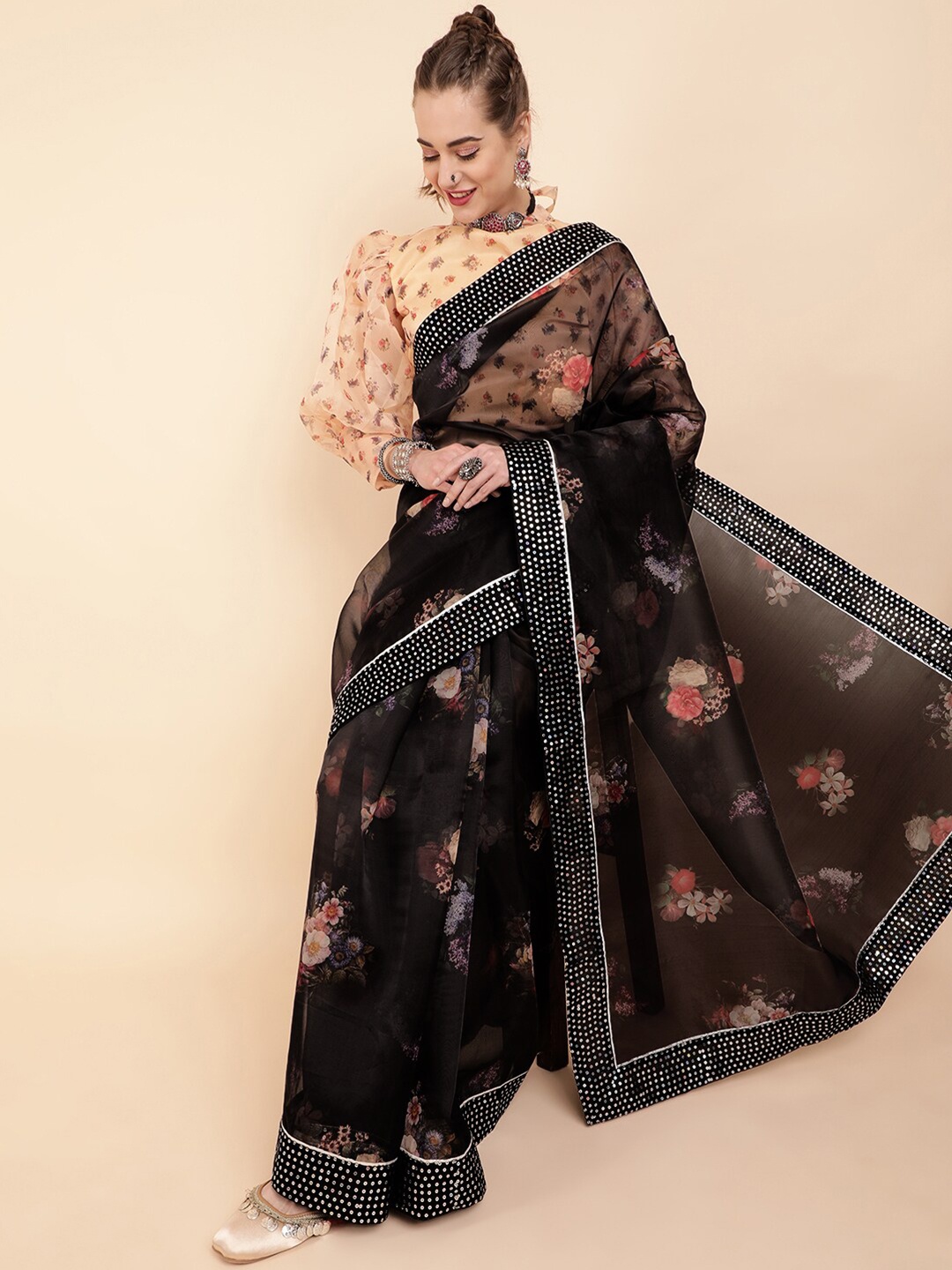 

Sangria Black & Red Floral Printed Sequinned Organza Saree