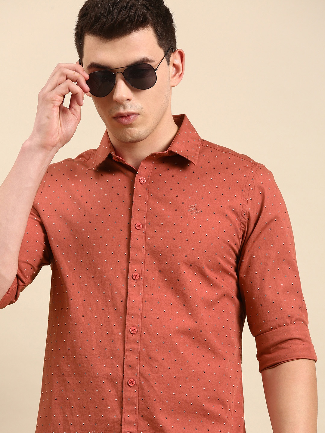 

Being Human Men Coral Standard Slim Fit Geometric Printed Pure Cotton Casual Shirt