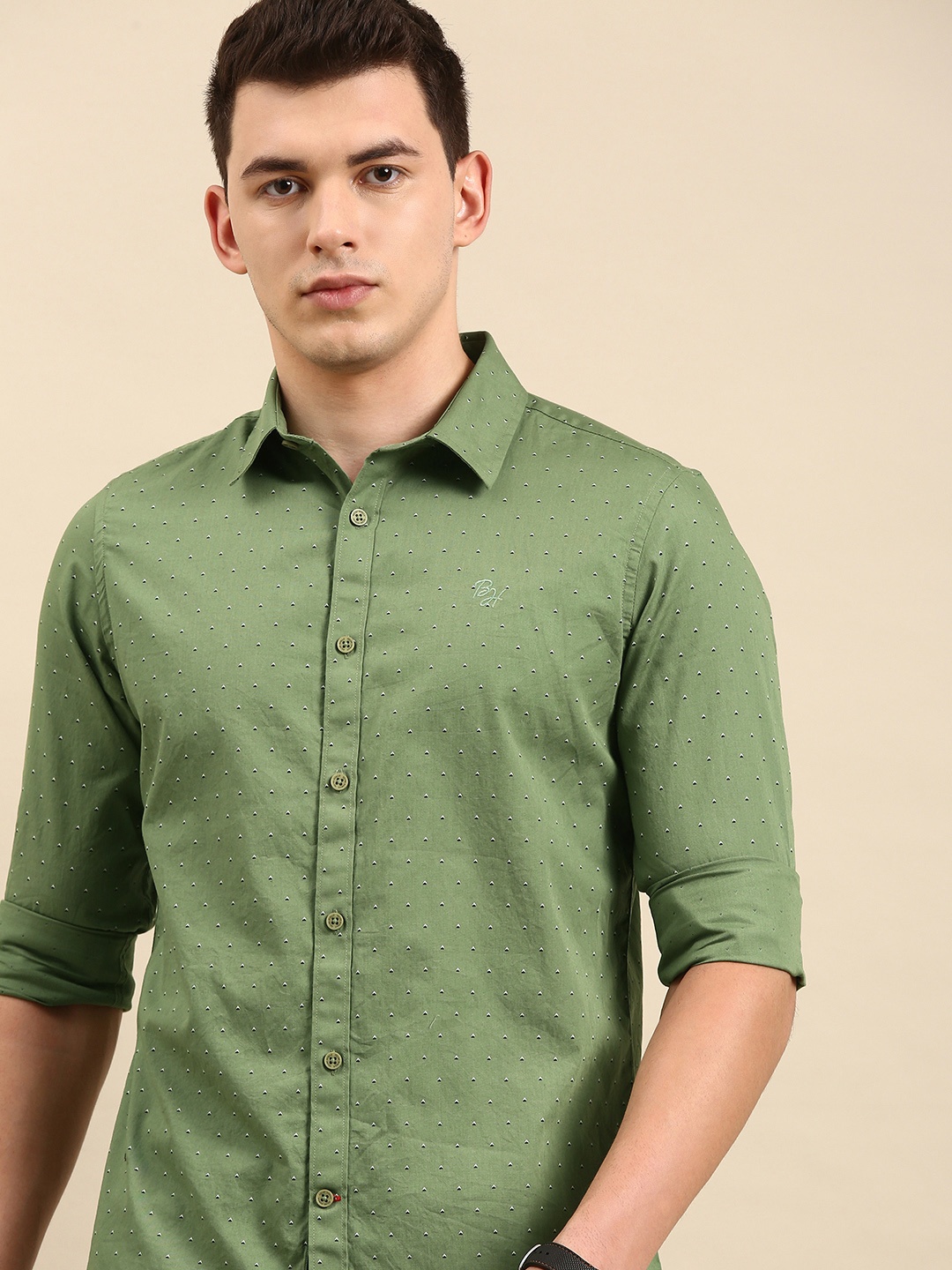 

Being Human Men Green & White Printed Slim Fit Casual Pure Cotton Shirt