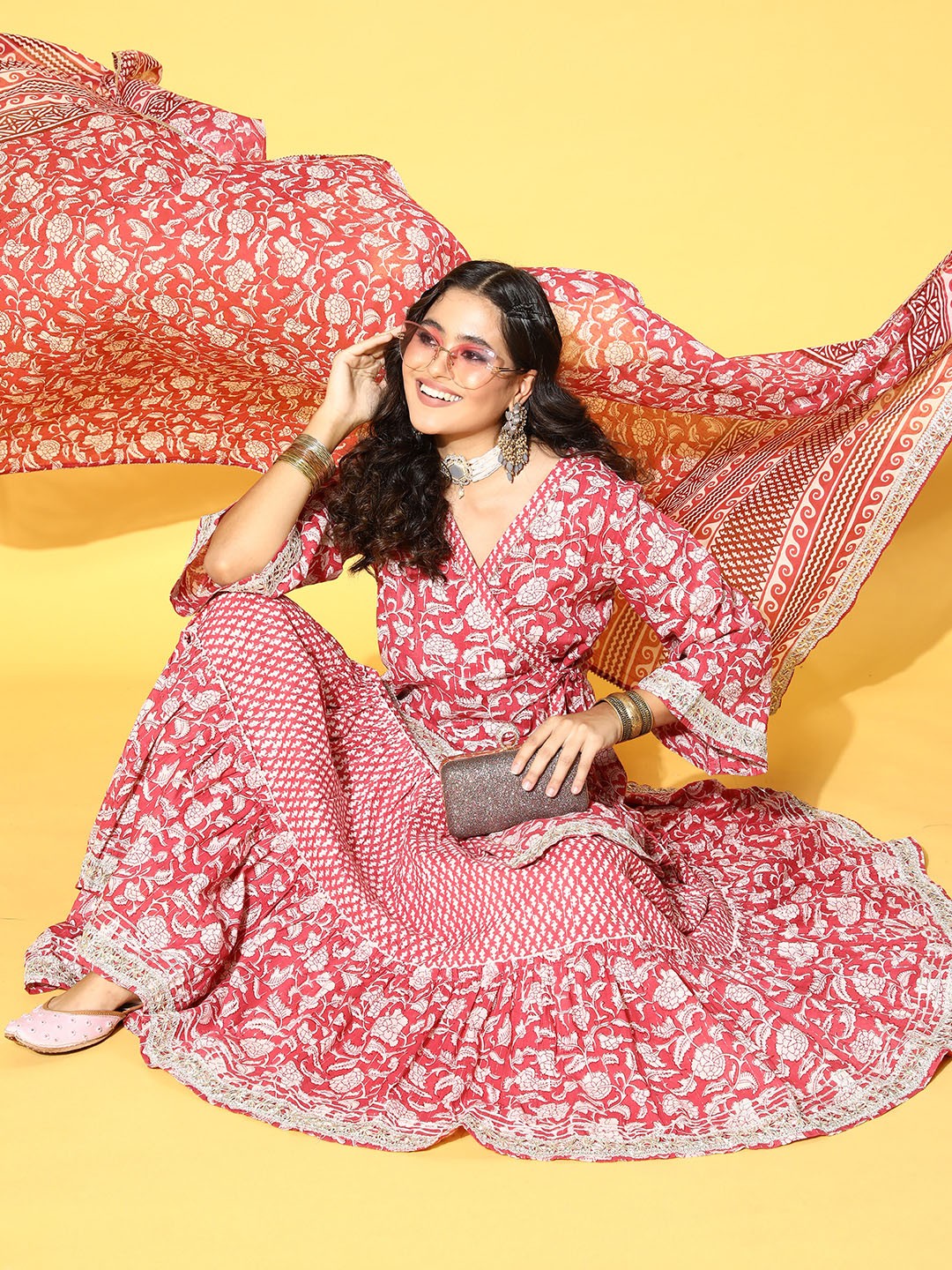 

Yufta Women Floral Pure Cotton All in the Details Kurta Set, Peach