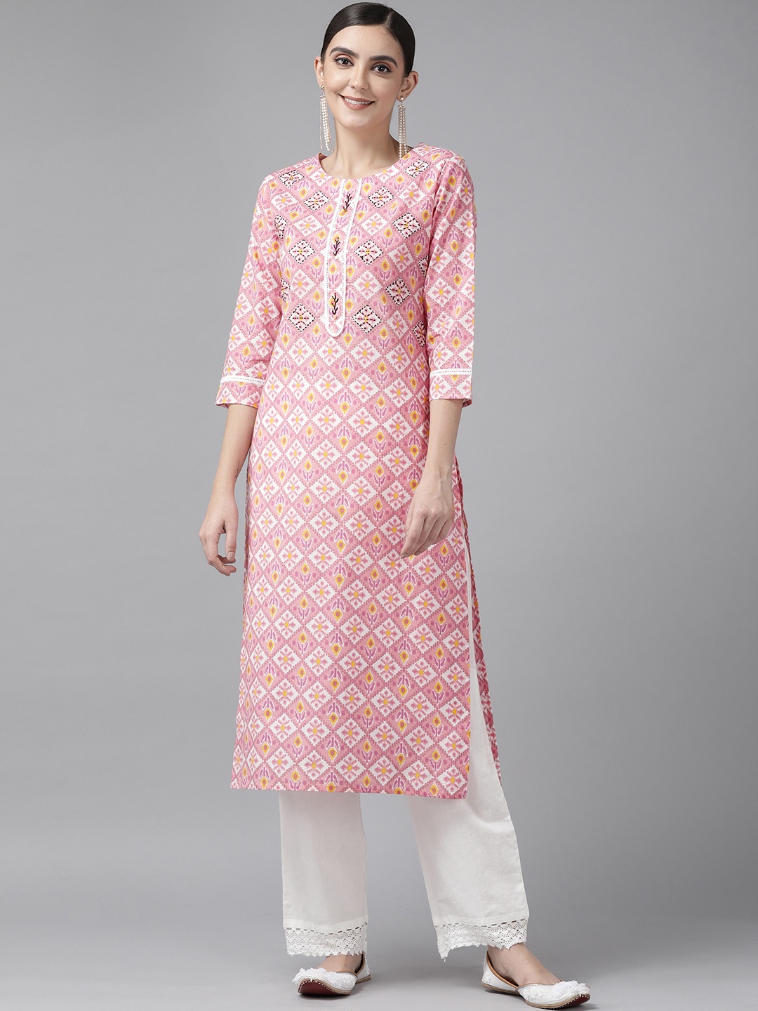 

Yufta Women Pink & Off White Pure Cotton Block Print Kantha Work Kurta