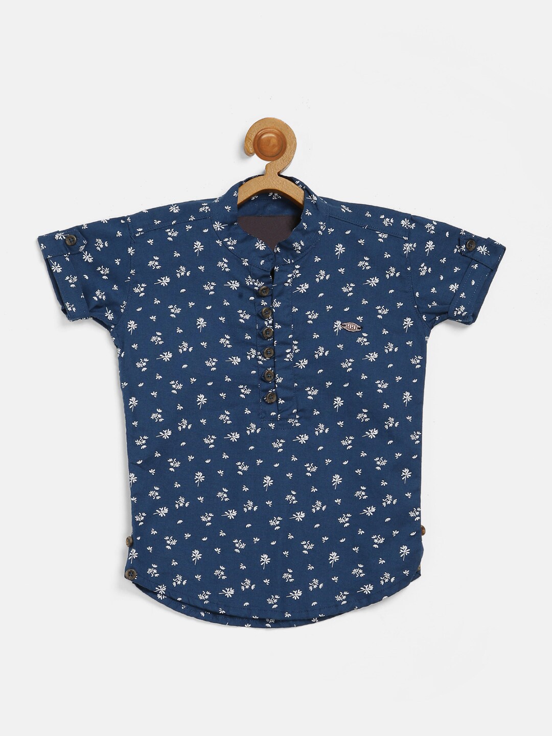 

V2 Value & Variety Boys Blue Floral Printed Satin Casual Shirt