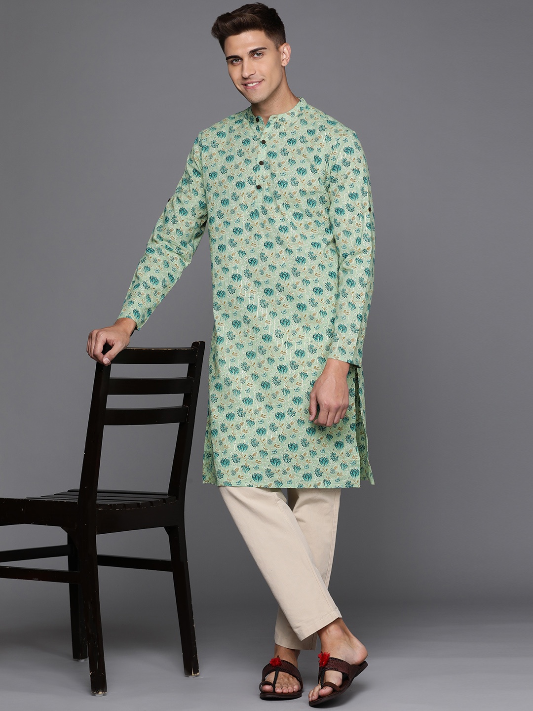

Indo Era Men Green & Beige Floral Printed Floral Cotton Kurta