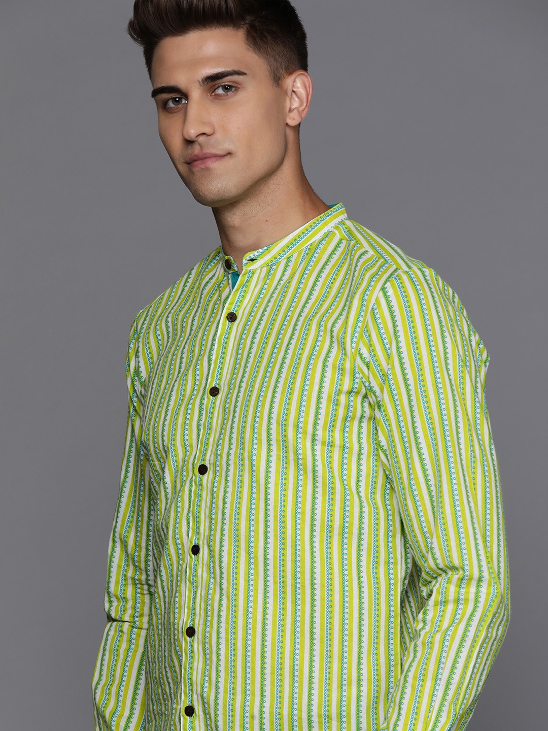 

Indo Era Men Fluorescent Green & White Smart Striped Cotton Casual Shirt