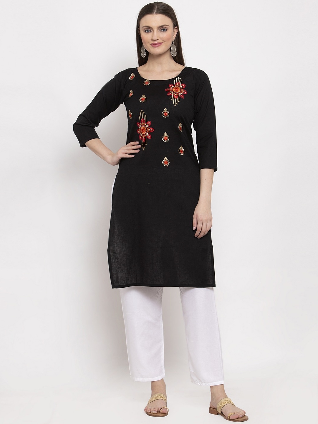 

Miaz Lifestyle Women Black Embroidered Thread Work Kurta
