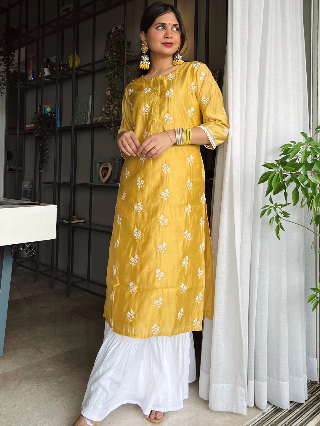 

Libas Women Yellow Ethnic Motifs Embroidered Chanderi Silk Kurta