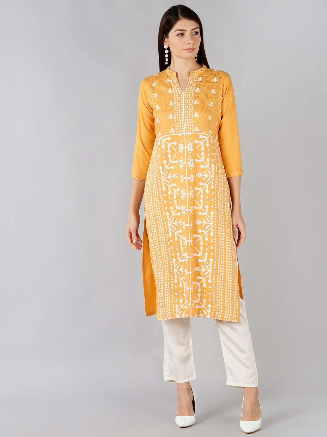 

Bani Women Yellow Geometric Block Printed Liva Kurta
