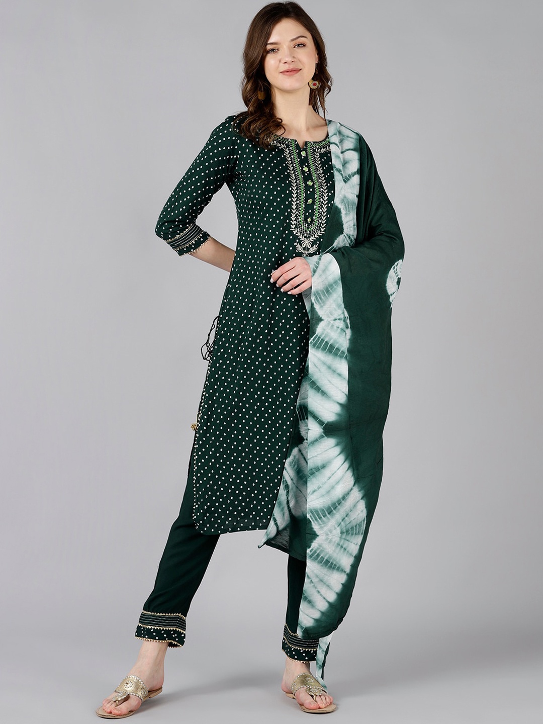 

Bani Women Green Bandhani Printed Liva Kurta Trousers With Dupatta