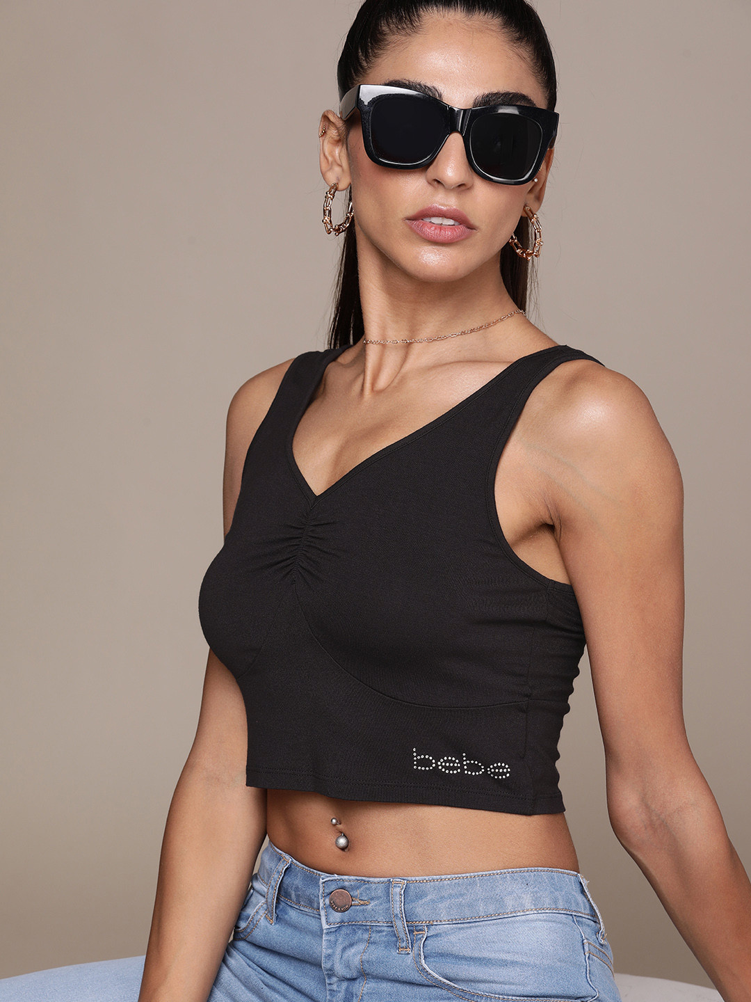 

bebe Black Essential Solid Gathered Detail Crop Top