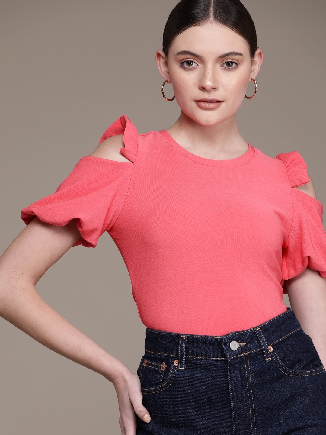 

bebe Women Paradise Coral Season Staple Cold Shoulder Top
