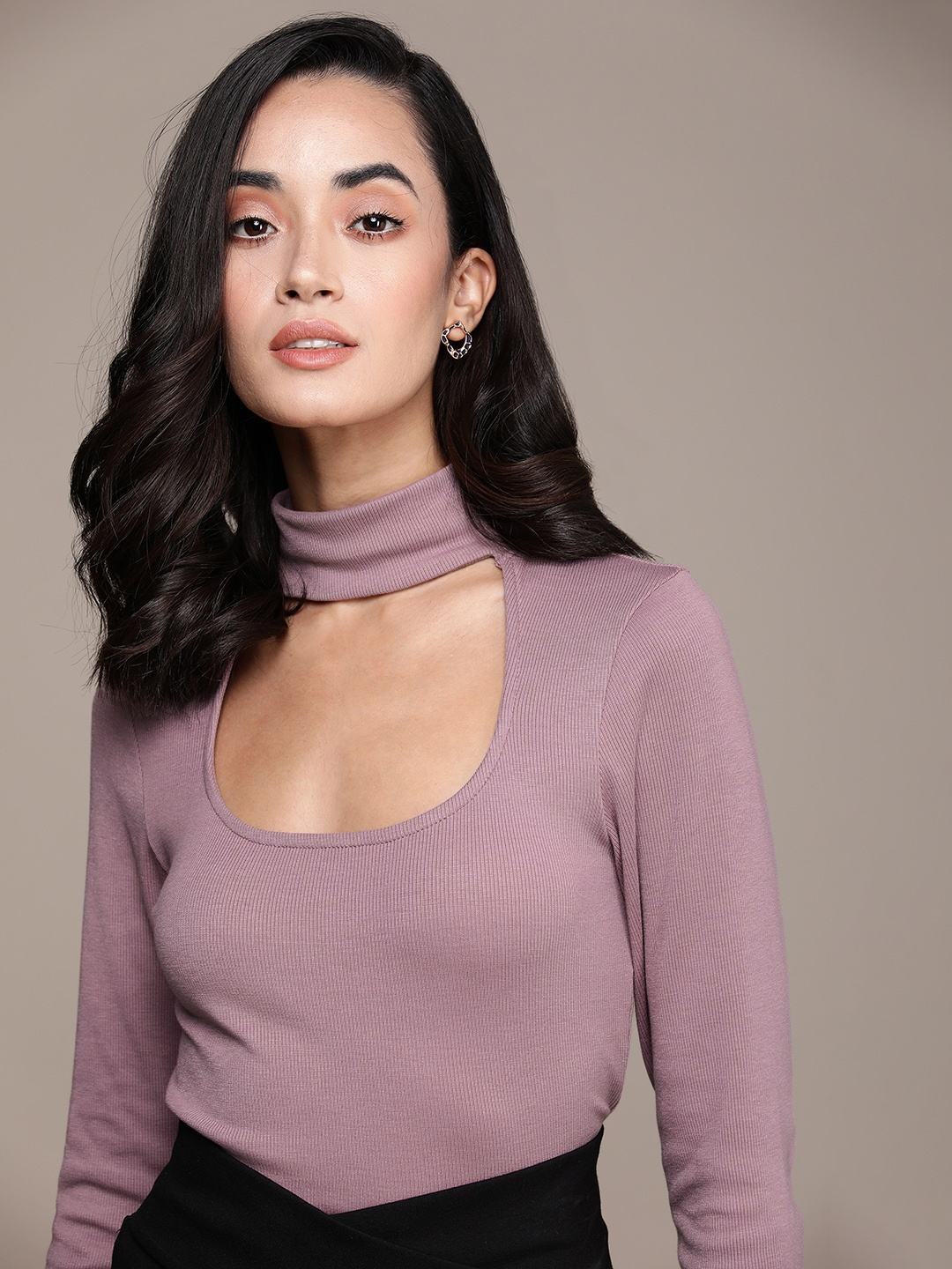 

bebe Women Premium Elder Berry Self Designed Cut Detailed Slim Fit Casual T-shirt, Mauve