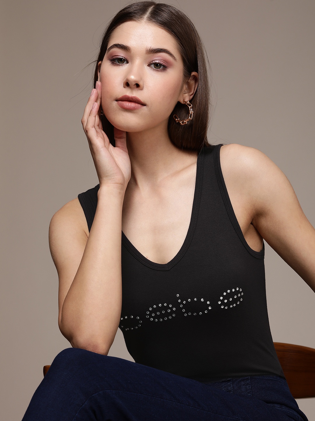 

bebe Women Black Essential Brand Logo Printed Slim Fit T-shirt
