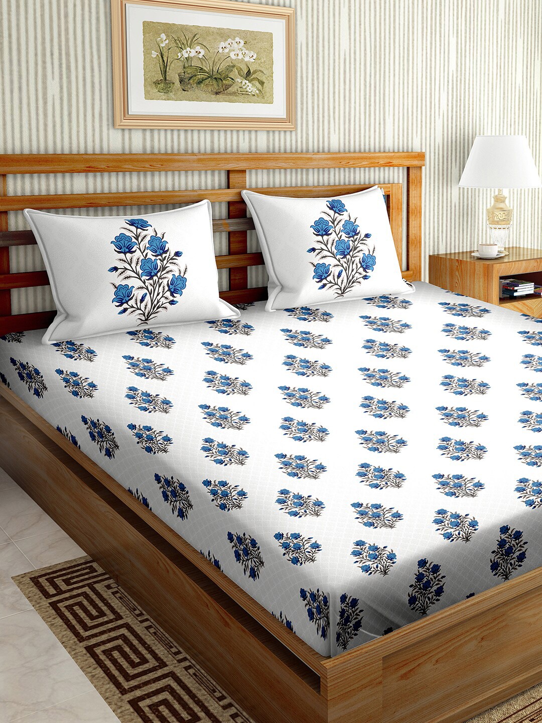 

BELLA CASA White & Blue Floral Cotton 180 TC King Bedsheet with 2 Pillow Covers