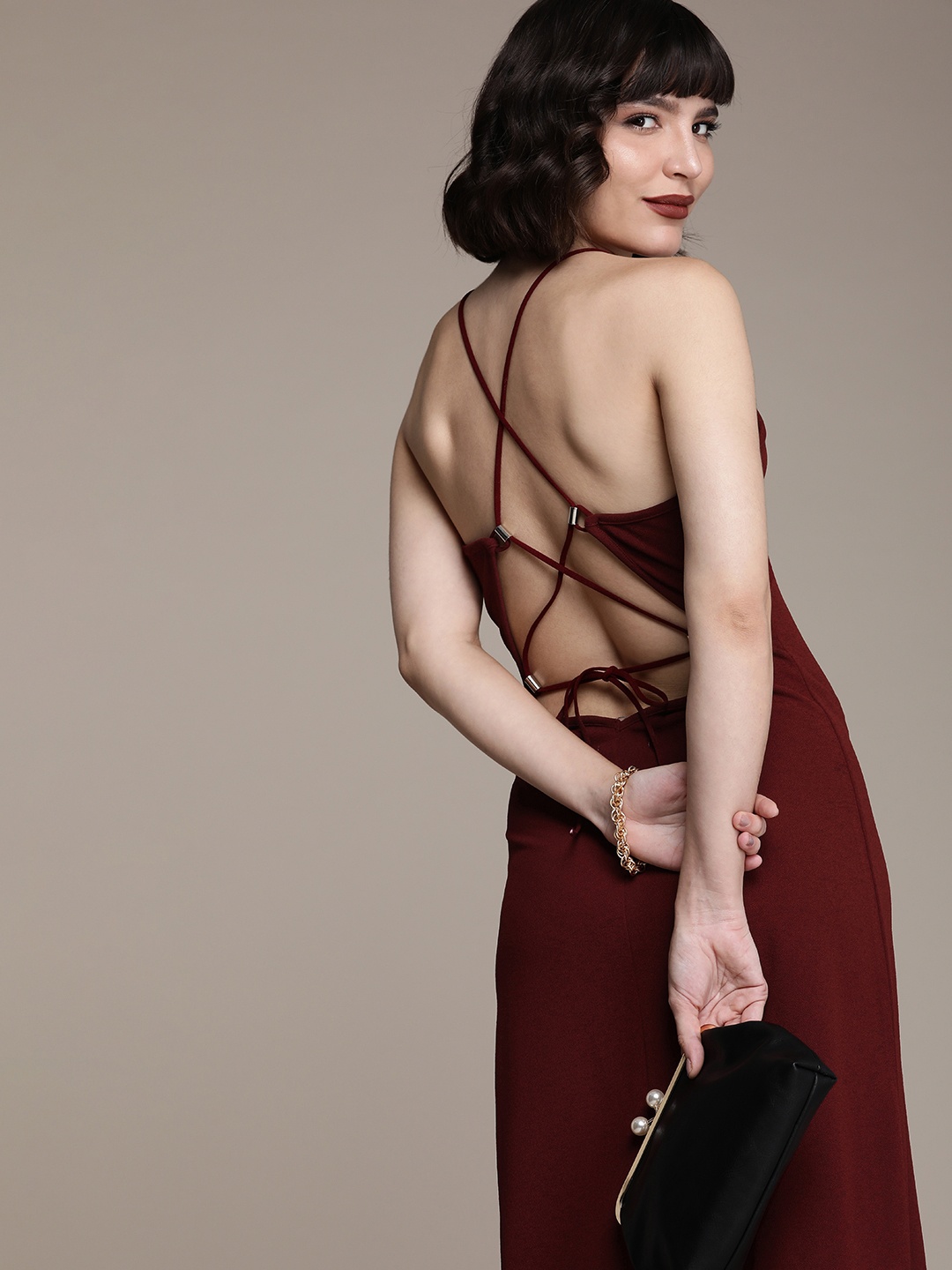 

bebe Women Wine Solid Sheath Midi Dress With Styled Back, Maroon