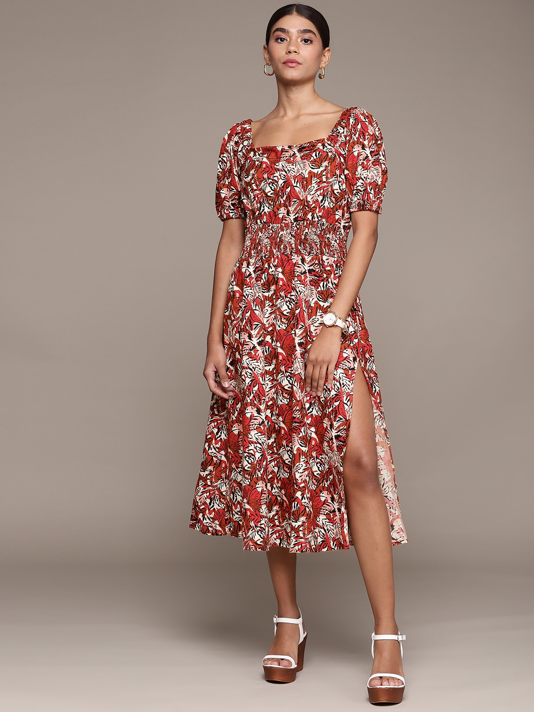 

bebe Women Persian Red & White Holiday Floral Print Smocked A-Line Midi Dress