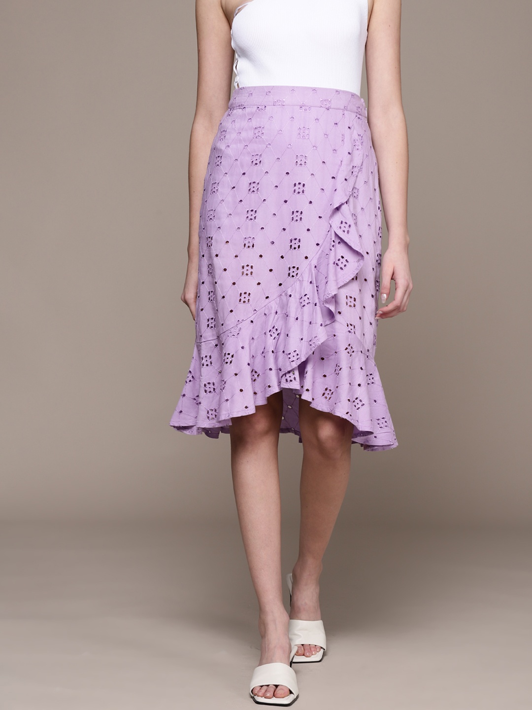 

bebe Women Lavender Brighter Basics Schiffli Embroidered Tulip Skirt