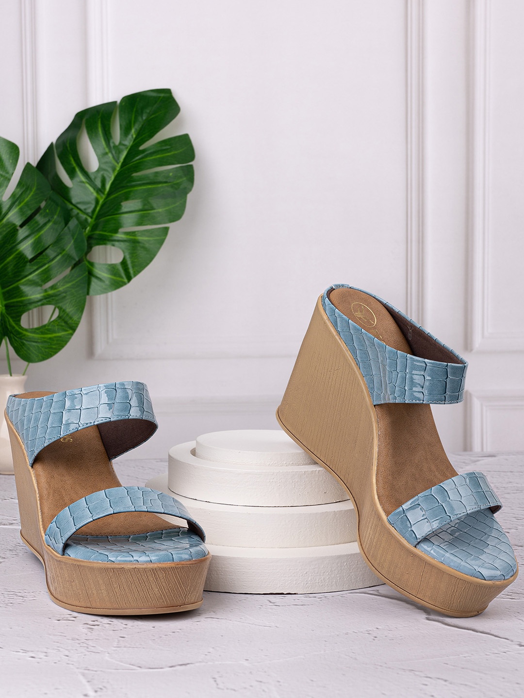 

FOOTONS Women Blue Textured Wedges