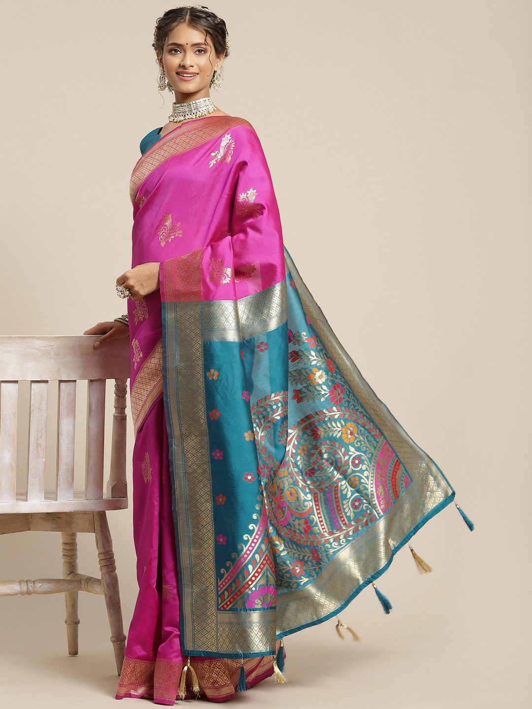 

Somras Pink & Blue Ethnic Motifs Zari Silk Blend Saree