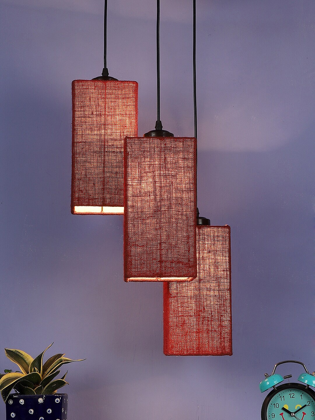 

Devansh Maroon Jute Square Cluster Hanging Lamp