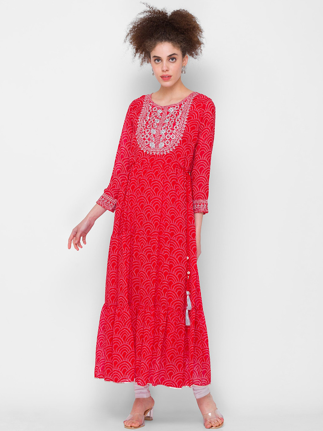 

ZOLA Women Red Bandhani Yoke Design Thread Work Georgette Kurta