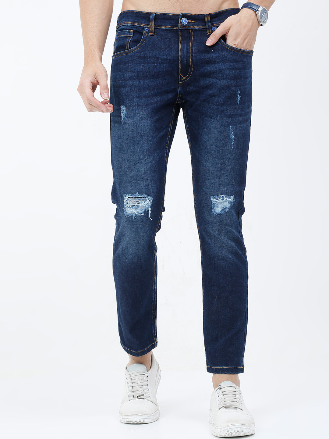 

Old Grey Men Blue Slim Fit Mildly Distressed Heavy Fade Stretchable Jeans