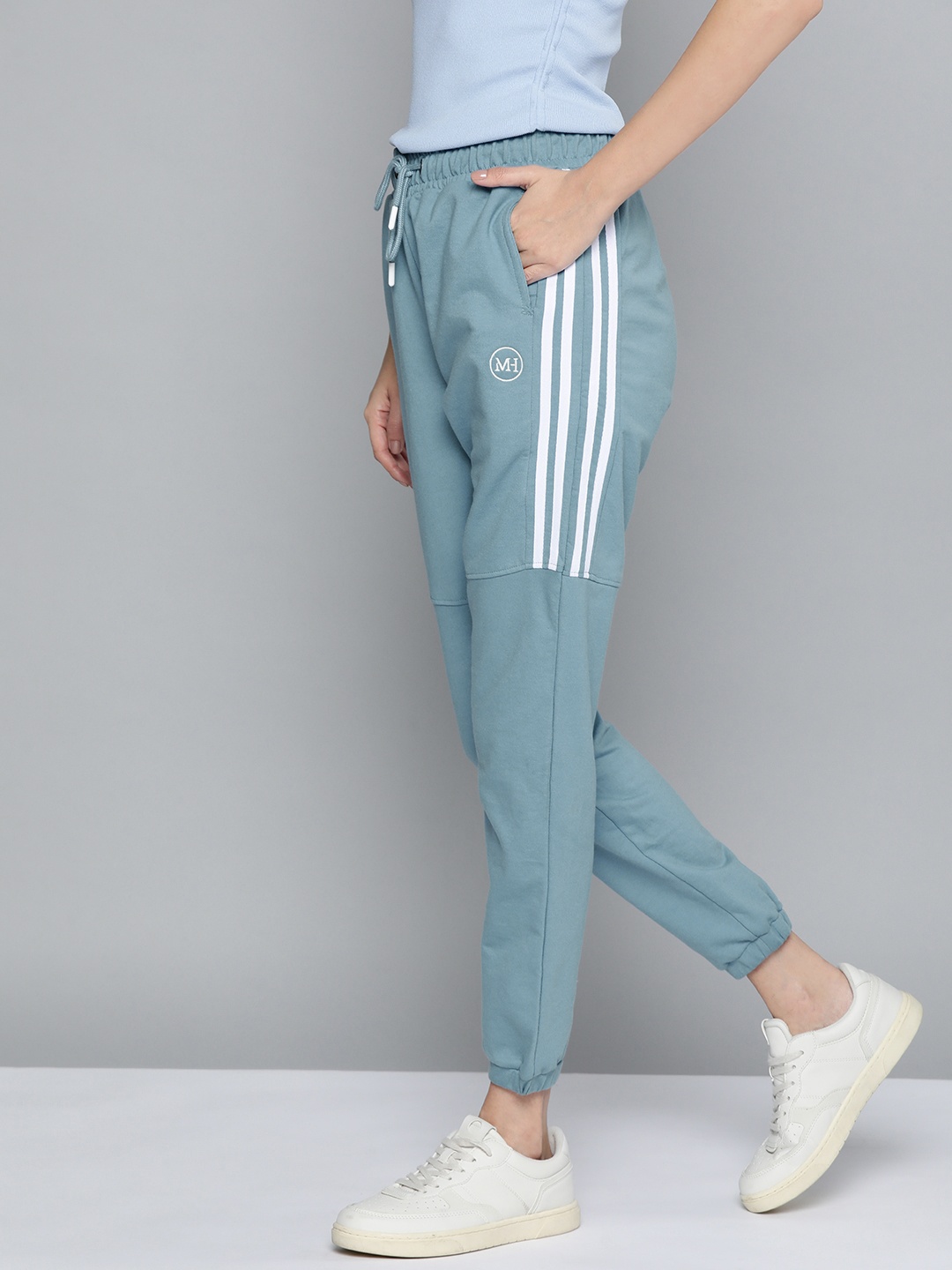 

Mast & Harbour Women Blue Solid Joggers