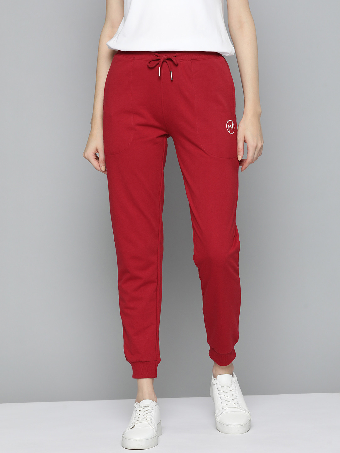 

Mast & Harbour Women Solid Knitted Regular Fit Joggers, Red