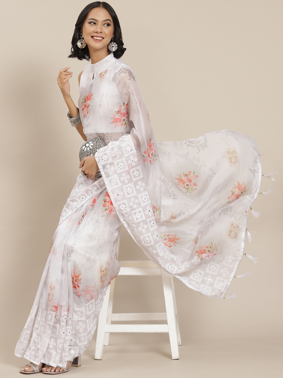 

SHUBHVASTRA Off White Floral Embroidered Saree