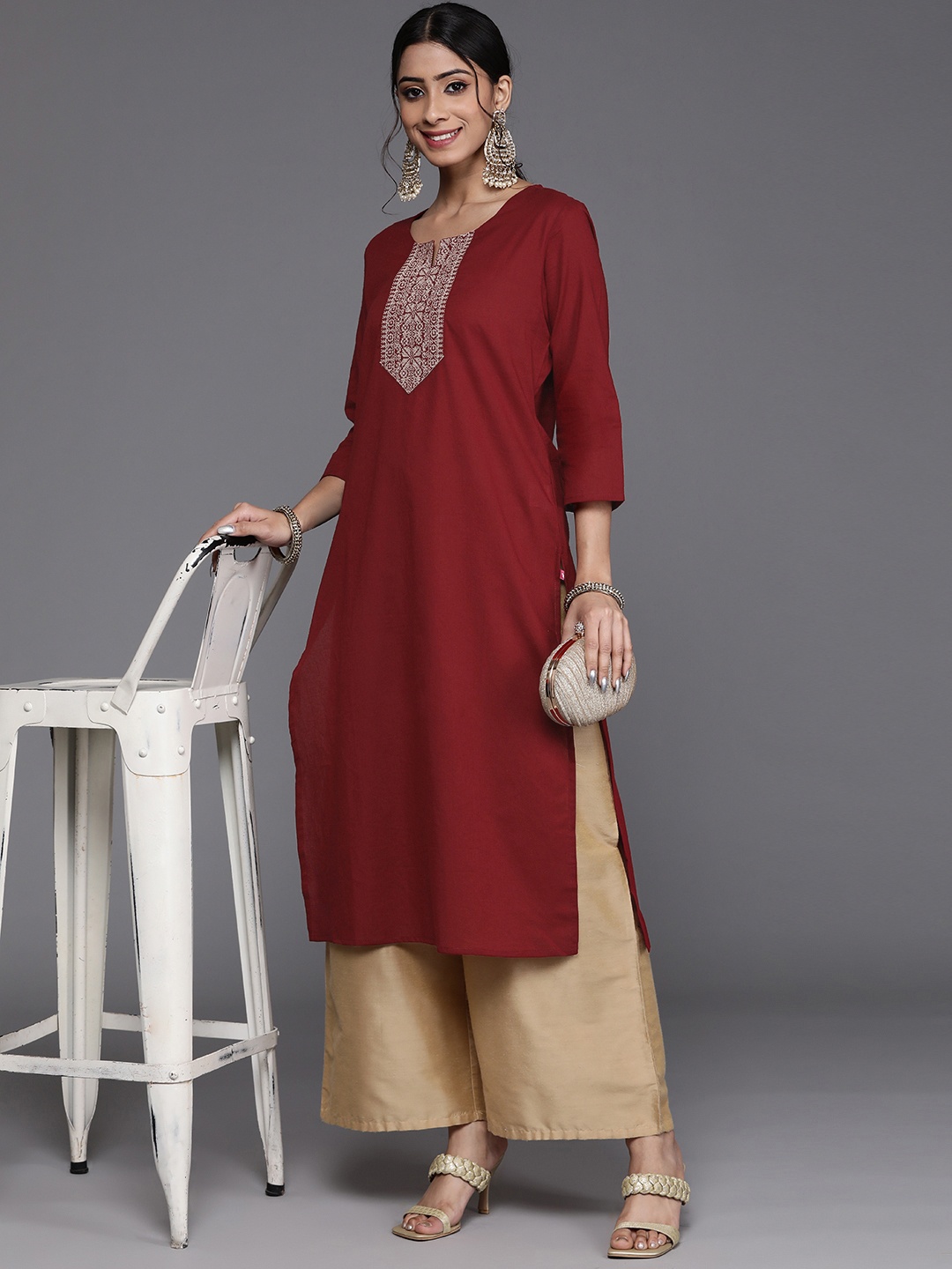 

Varanga Women Maroon Pure Cotton Yoke Design Kurta