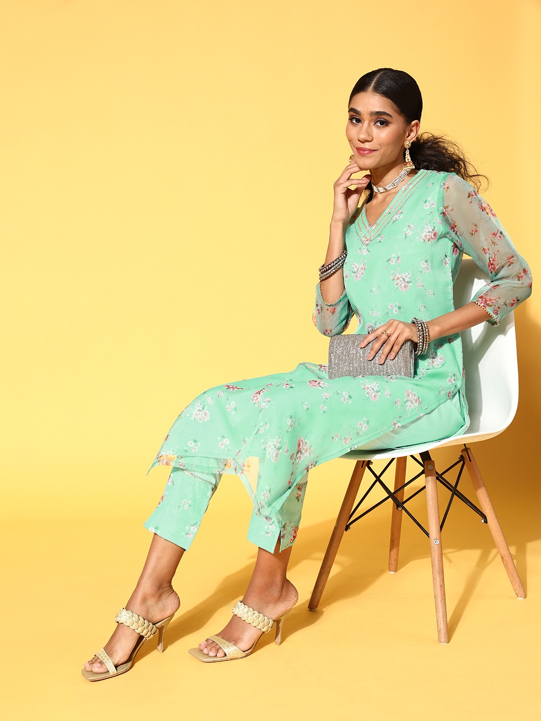 

Janasya Floral Organza Scalloped Edge Kurta Set, Sea green
