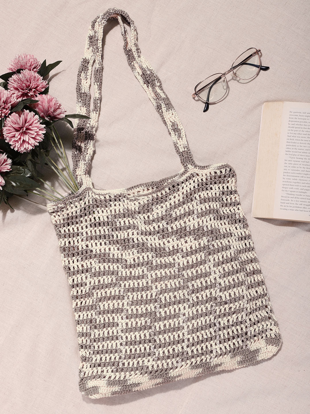 

Magic Needles Cream-Coloured Shopper Shoulder Bag