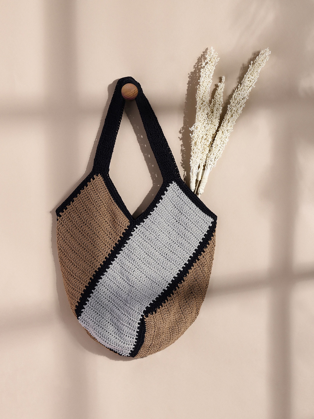 

Magic Needles Grey Colourblocked Oversized Shopper Shoulder Bag
