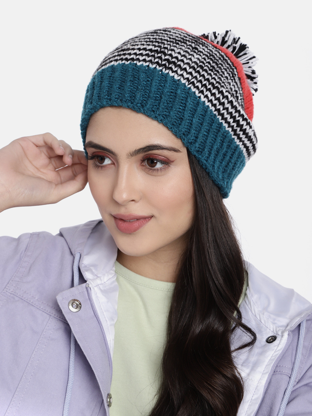 

Magic Needles Unisex Black & Red Self Design Beanie