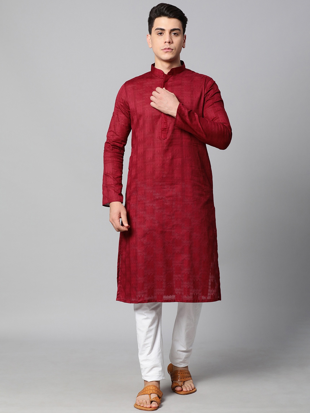 

Manthan Men Maroon Self-Design Thread Work Kurta