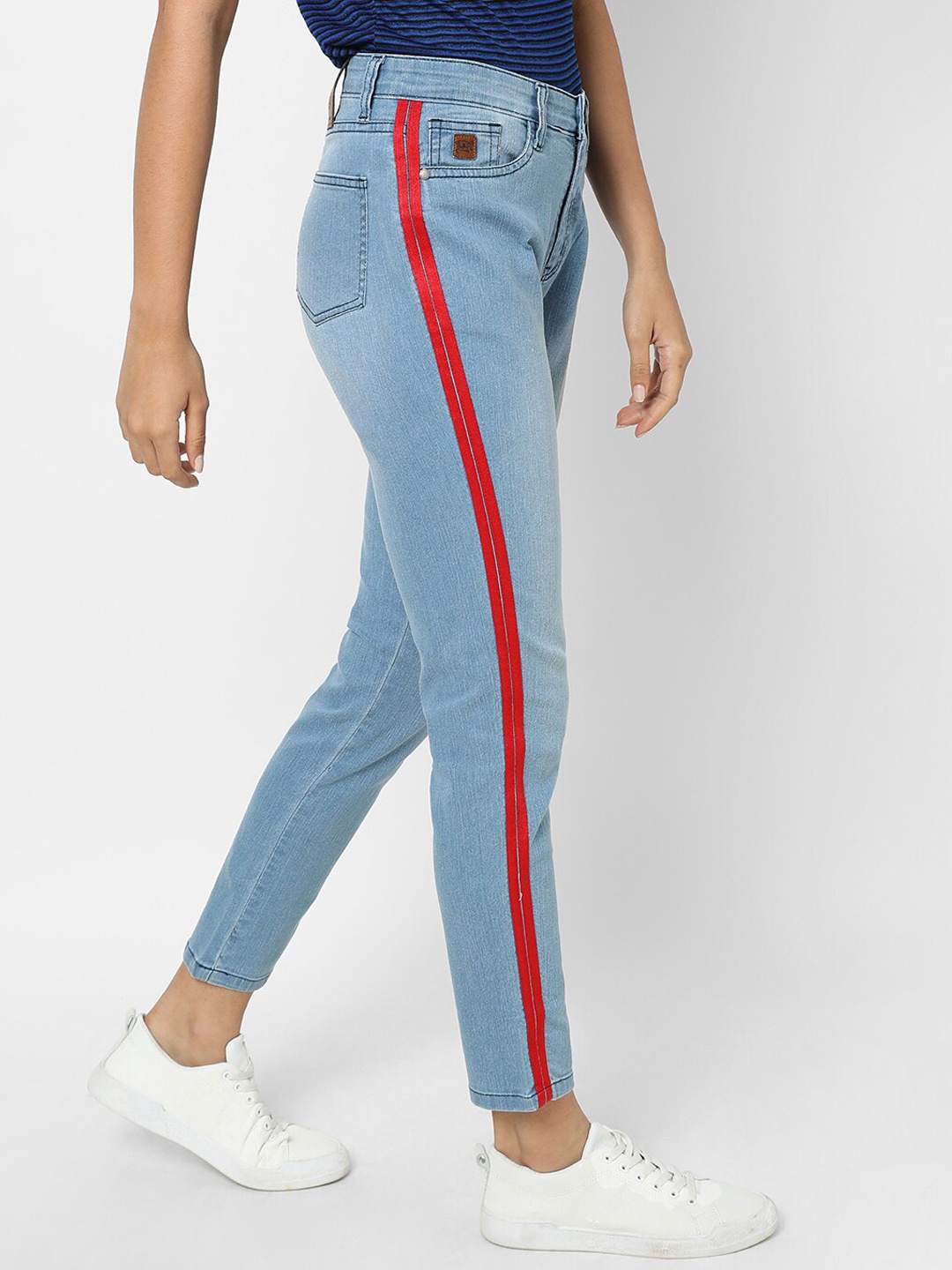 

Campus Sutra Women Blue Super Slim Fit Side Striped Stretchable Jeans