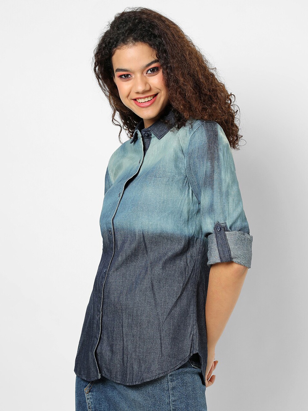 

Campus Sutra Women Blue Classic Faded Casual Shirt