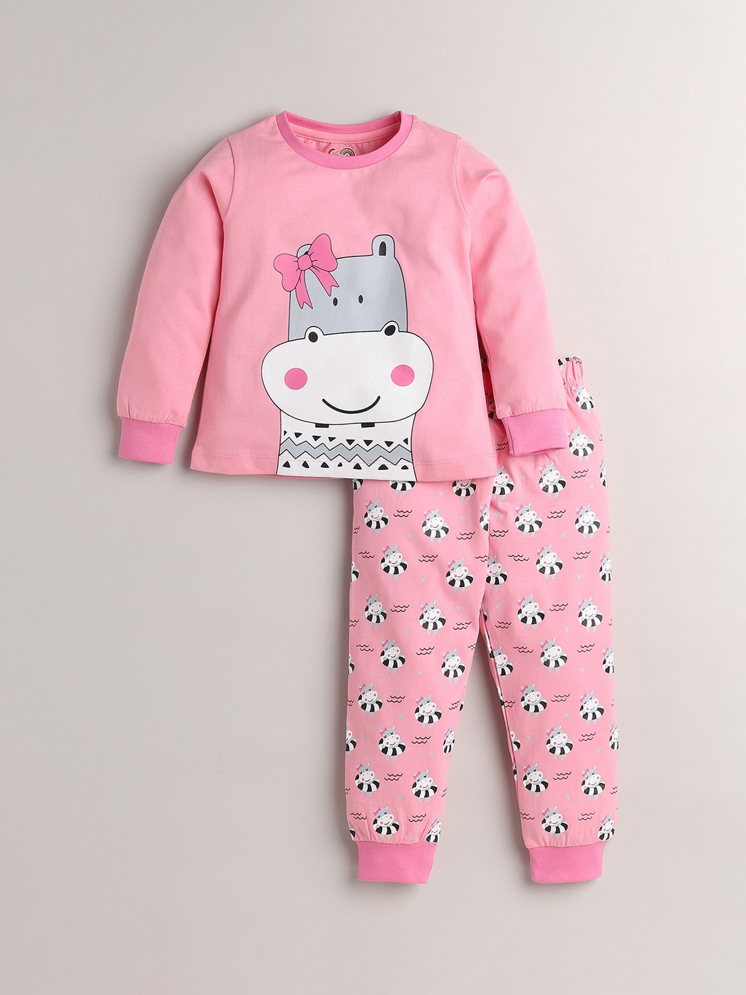 

Eieio Girls Pink & White Printed Pure Cotton Night suit