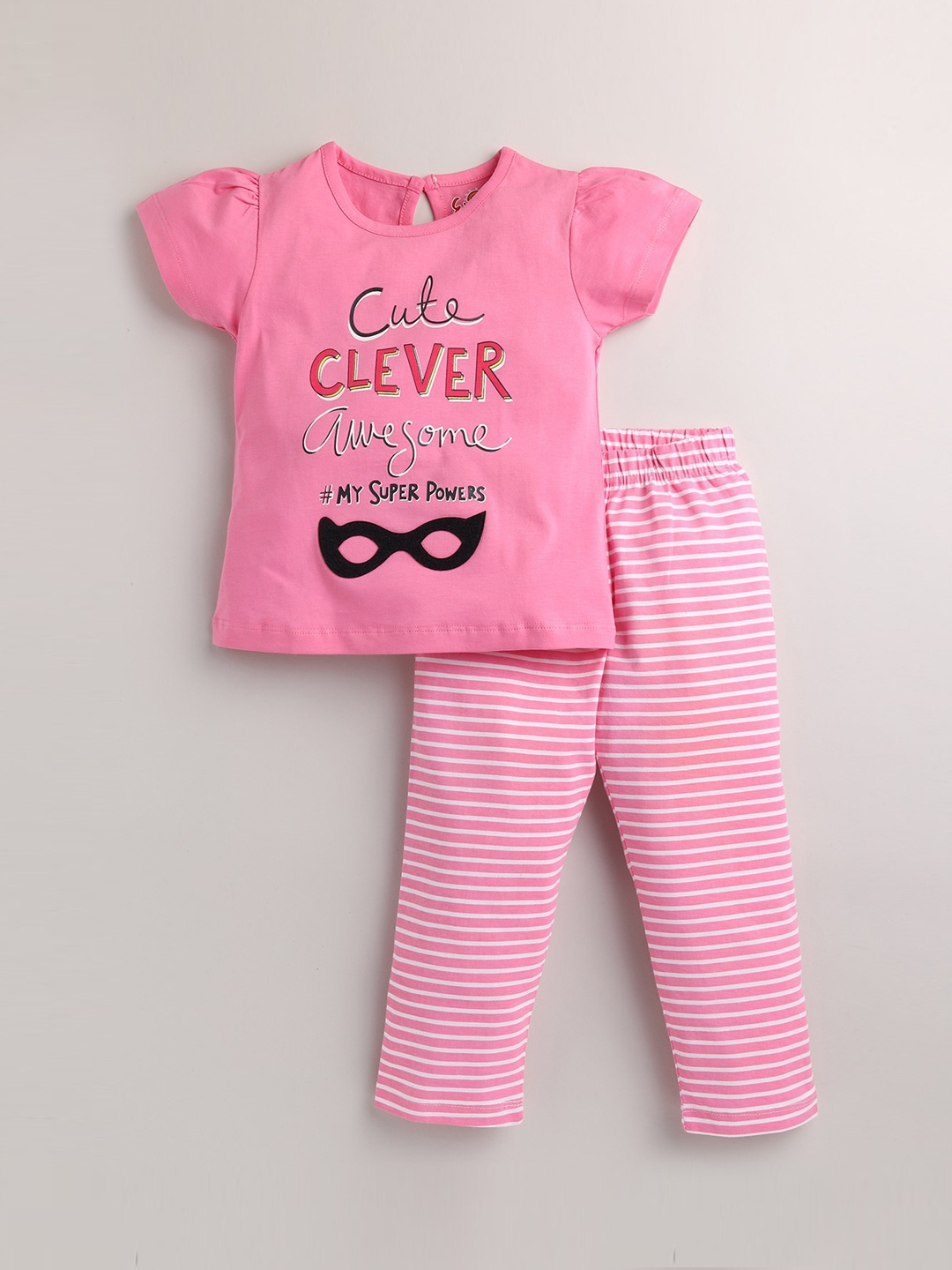 

Eieio Girls Pink Printed Cotton Night suit