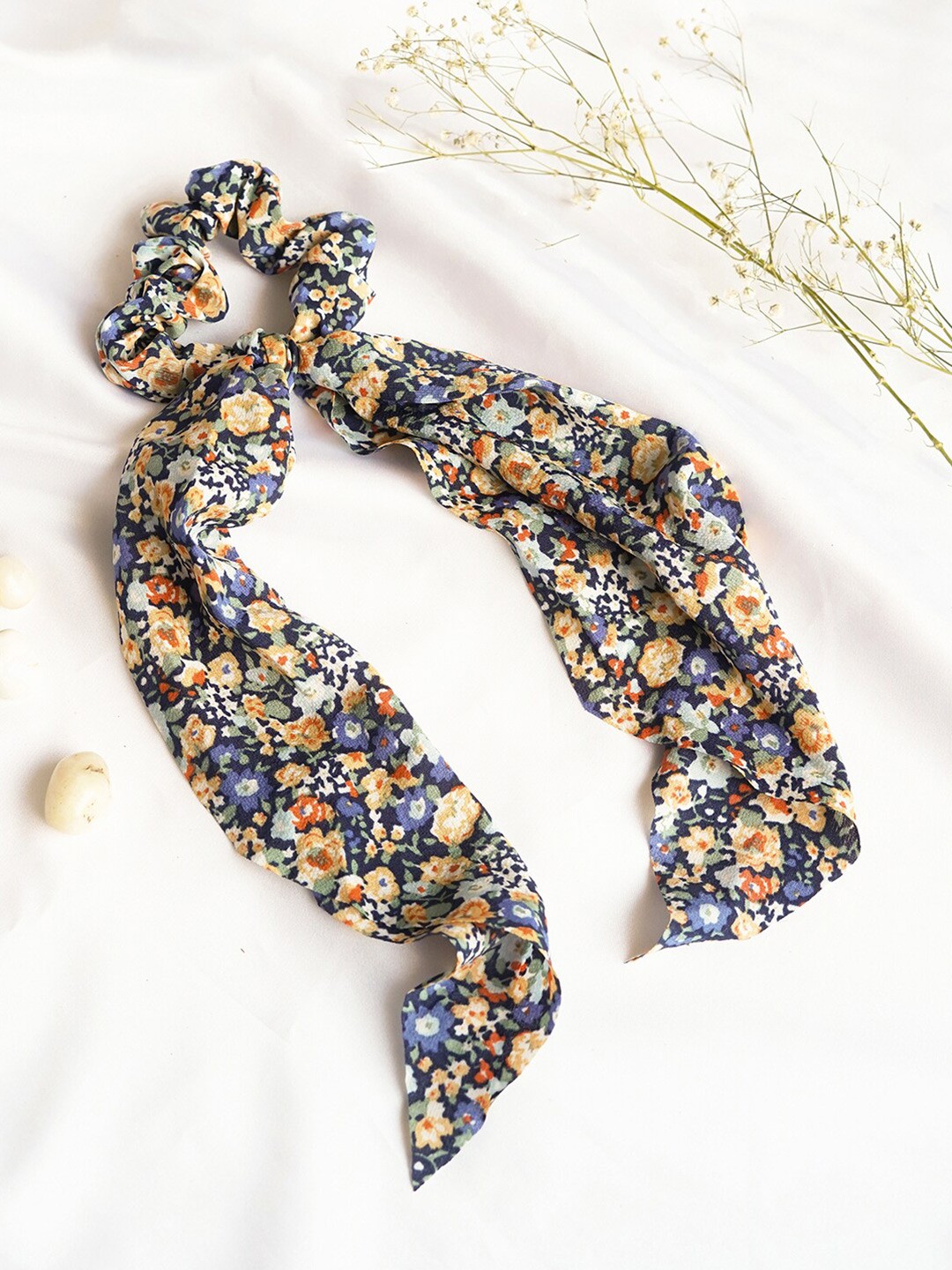

JOKER & WITCH Women Navy Blue & White Audra Floral Scarf Scrunchie Ponytail Holders
