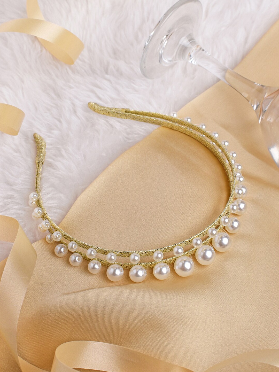 

JOKER & WITCH Women White & Gold-Toned Embellished Hairband
