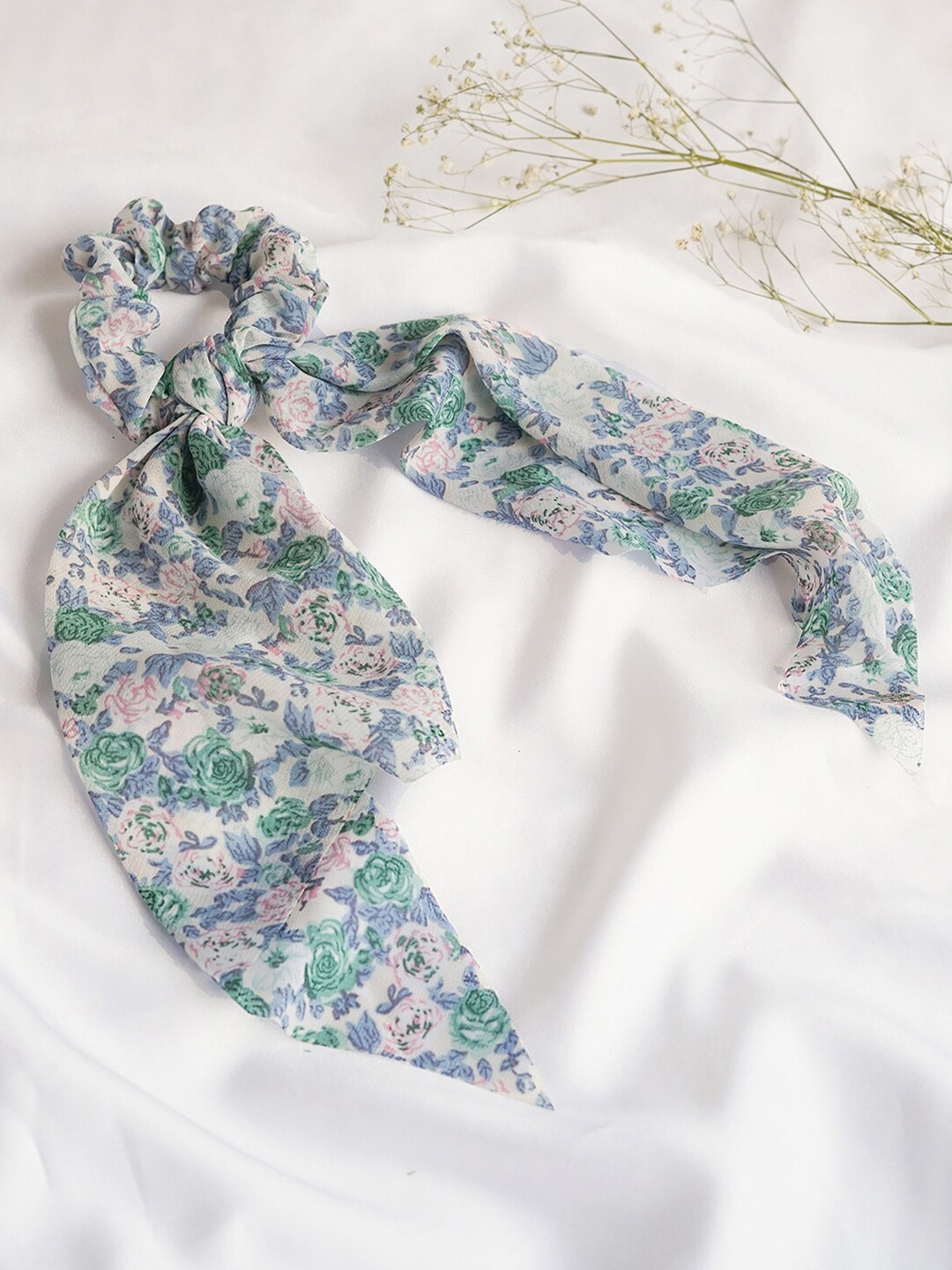 

JOKER & WITCH Women Blue & White Audra Floral Scarf Scrunchie Ponytail Holders