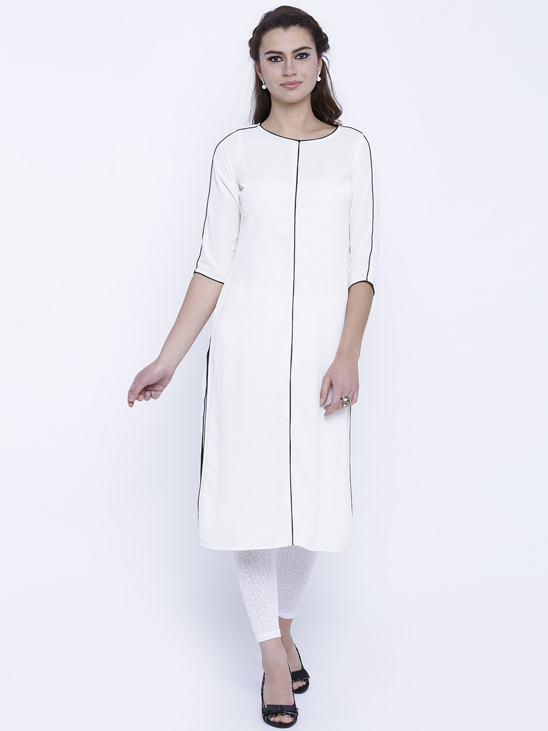 

Vishudh Women Off-White Solid Straight Kurta