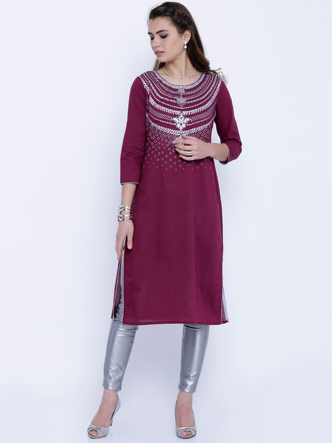 

Vishudh Women Magenta Yoke Design A-Line Kurta