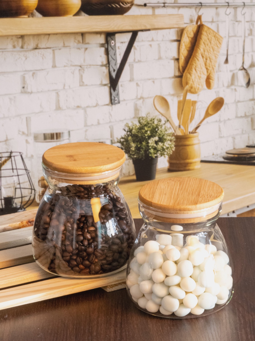 

GOODHOMES Set Of 2 Transparent Glass Storage Jar With Wooden Lid