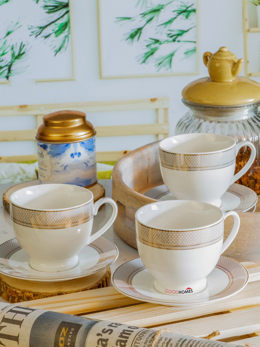 

GOODHOMES White & Gold-Toned Printed 12 Porcelain Cups and Saucers