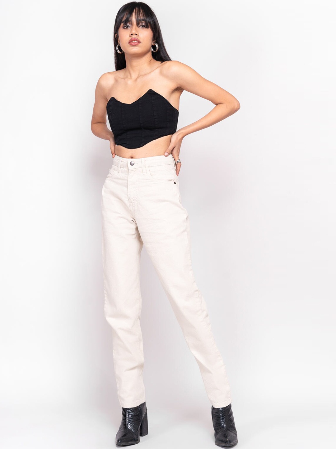 

FREAKINS Women Classic White High-Rise Tapered Fit Jeans